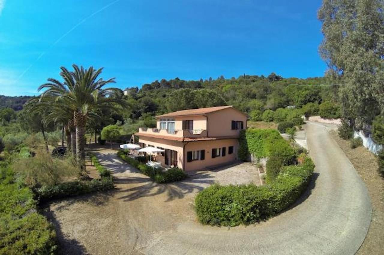 Villa Vanna Trilo -Quadrilocale 카폴리베리 외부 사진
